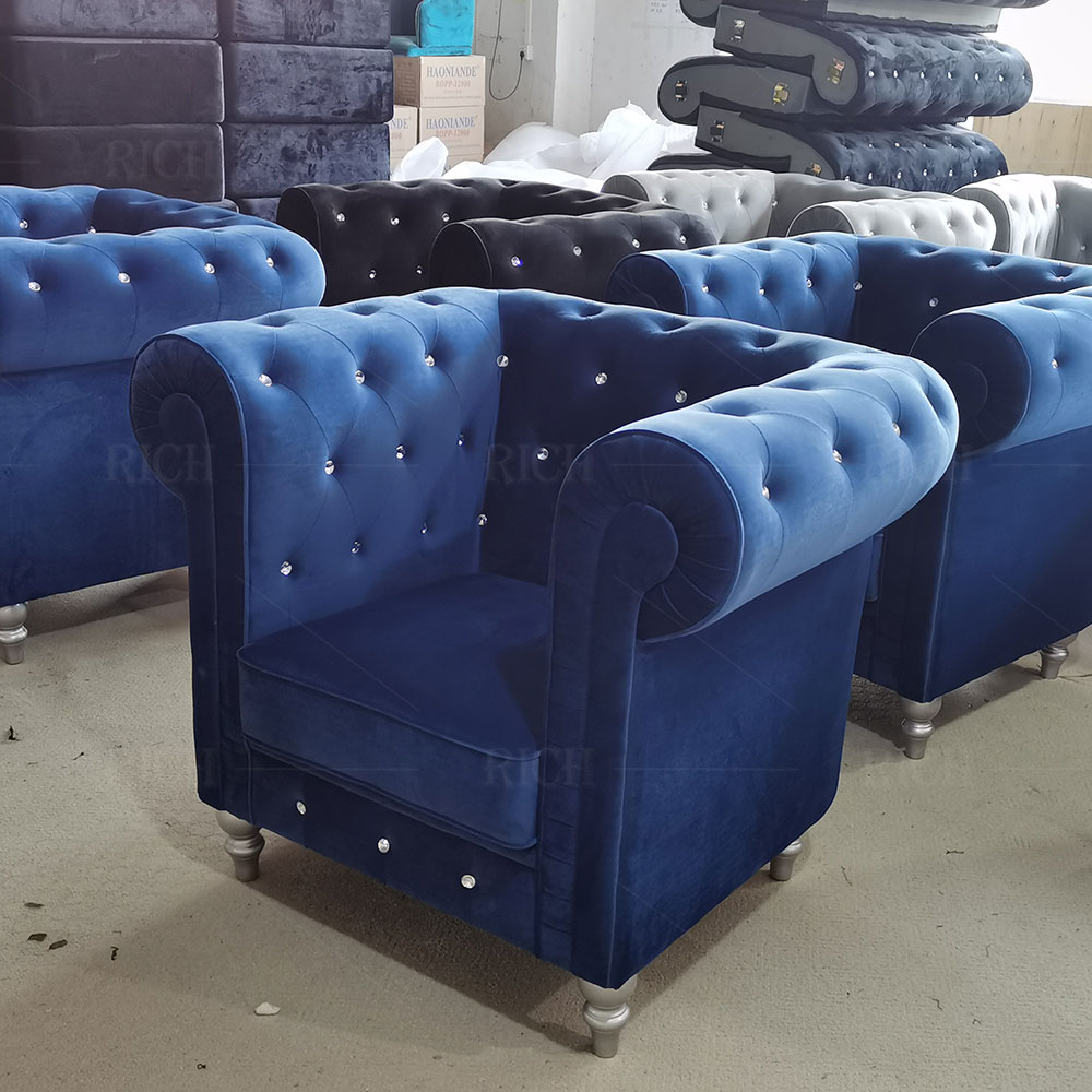 Divano Chesterfield Classico T - Home Office Furniture Sets recensione e prezzo